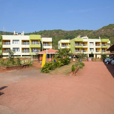 Sagar Raj Beach Resort Harnai Luaran gambar