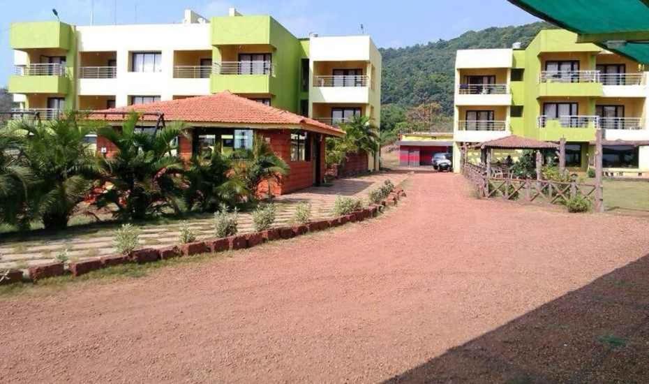 Sagar Raj Beach Resort Harnai Luaran gambar